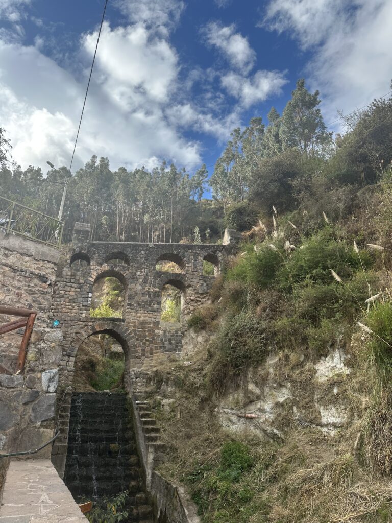 cusco aquaduct