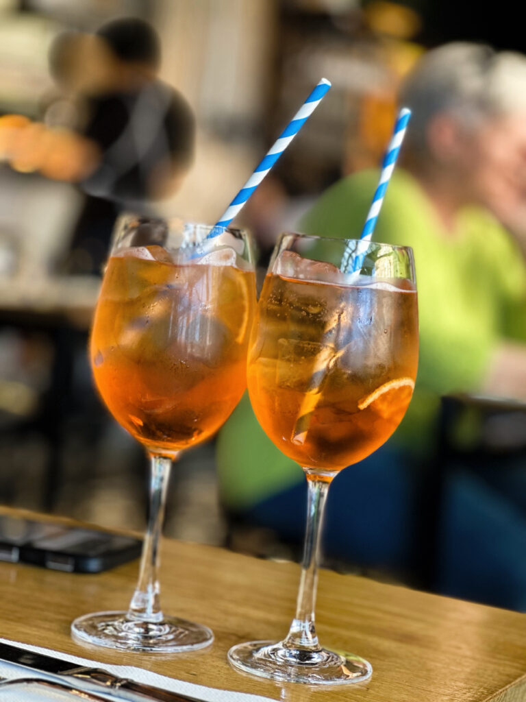 wollen mills drinks
